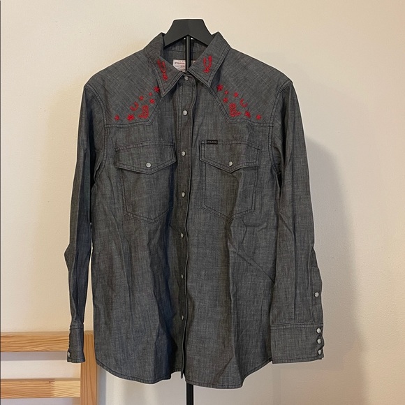 WOMEN'S EMBROIDERED WESTERN SHIRT - Picture 5 of 9